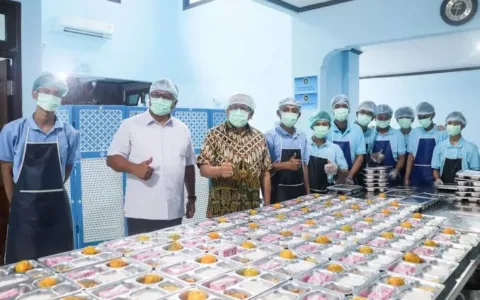 Banyak Keracunan, DPR Usulkan Dapur Ada di Sekolah