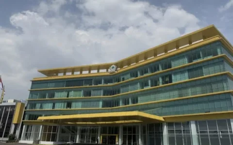 Dinamika Internal Golkar Memanas: Bahlil Lahadalia Terancam Lengser, Beberapa Nama Baru Muncul di Bursa Ketum