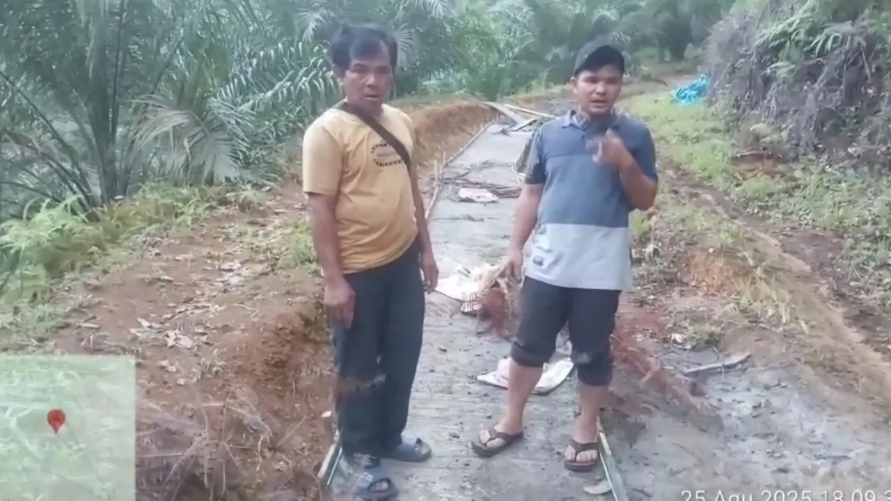 Warga Dolok Tapalan Keberatan Anak-Anak Diperalat untuk Membantah Dugaan Proyek Jalan Bermasalah