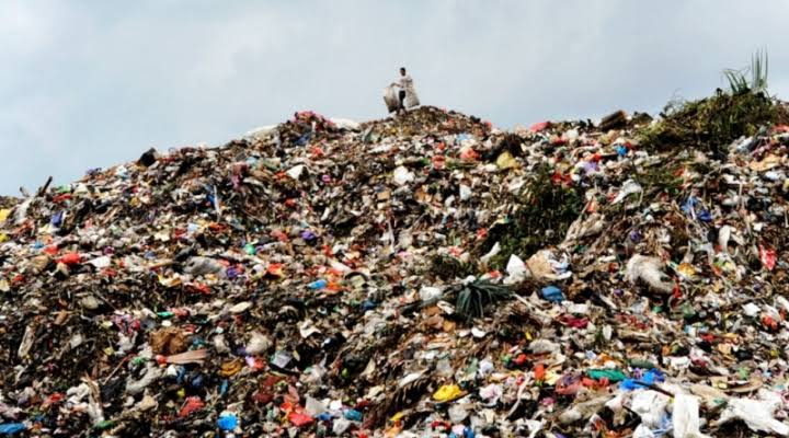 “Minim Solusi, Sampah Tangsel Dilempar Ke Pandeglang — Aktivis: Ini Pengkhianatan Lingkungan!”
