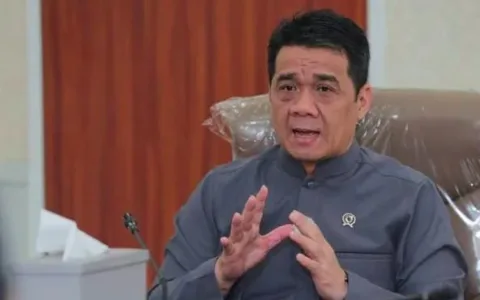Waduh Gawat, Dugaan KKN Wamendes Riza Patria Bikin Malu Gerindra dan Prabowo