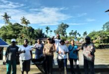 Peduli Kesehatan, Warga Jemaat Gereja Dan Polisi Di Sorong Gelar Aksi Bersih Lingkungan