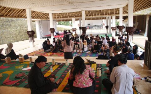 Jaga Tradisi Leluhur, Masyarakat Adat Cisungsang Gelar Seren Taun