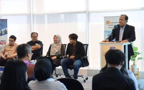 Menguji Ketahanan Demokrasi di Tengah Belitan Populisme, Oligarki, dan Ketidakpastian Ekonomi Politik