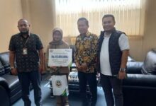 Wujud Peduli, Ketua Dprd Kota Serang Hadiri Penyerahan Santunan Ahli Waris Pegawai