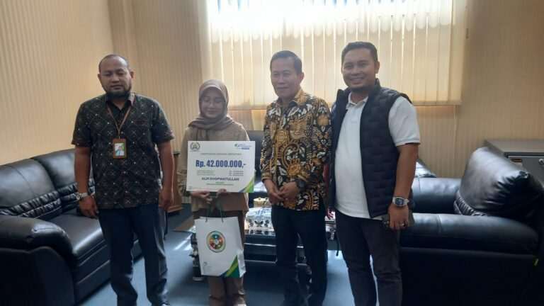 Wujud Peduli, Ketua Dprd Kota Serang Hadiri Penyerahan Santunan Ahli Waris Pegawai