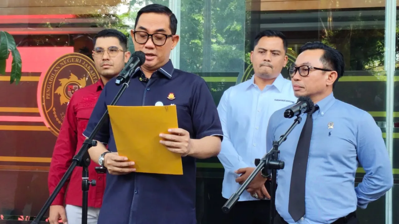 Kejari Jakpus Limpahkan Berkas Perkara 9 Tersangka Korupsi Minyak Pertamina ke Pengadilan