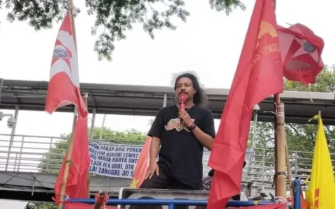 GMNI Jaksel Desak Prabowo: TNI Kembali ke Barak