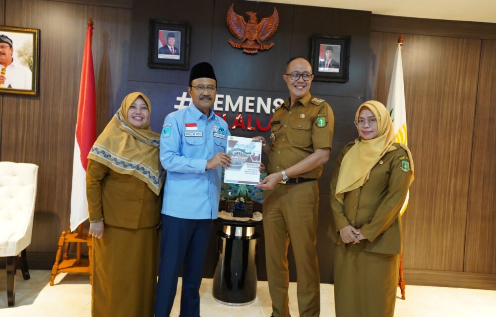 Bersama Menteri Sosial, Walkot Sukabumi Bahas Kolaborasi Pengentasan Kemiskinan Dan Sekolah Rakyat