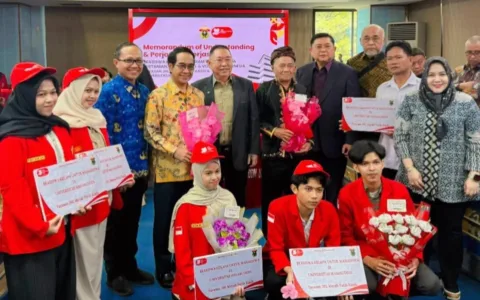 Cerita Dari Serimonial Pemberian Bea Siswa JHL Merah Putih Kasih Untuk 100 Mahasiswa Pertanian Unhas