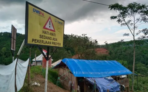 Kades Warung Banten Diduga Gandeng Oknum Aparat Bisnis Solar Ilegal