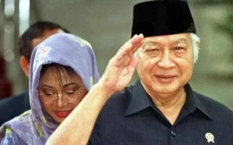Komrad 98 Tolak Soeharto Jadi Pahlawan Nasional