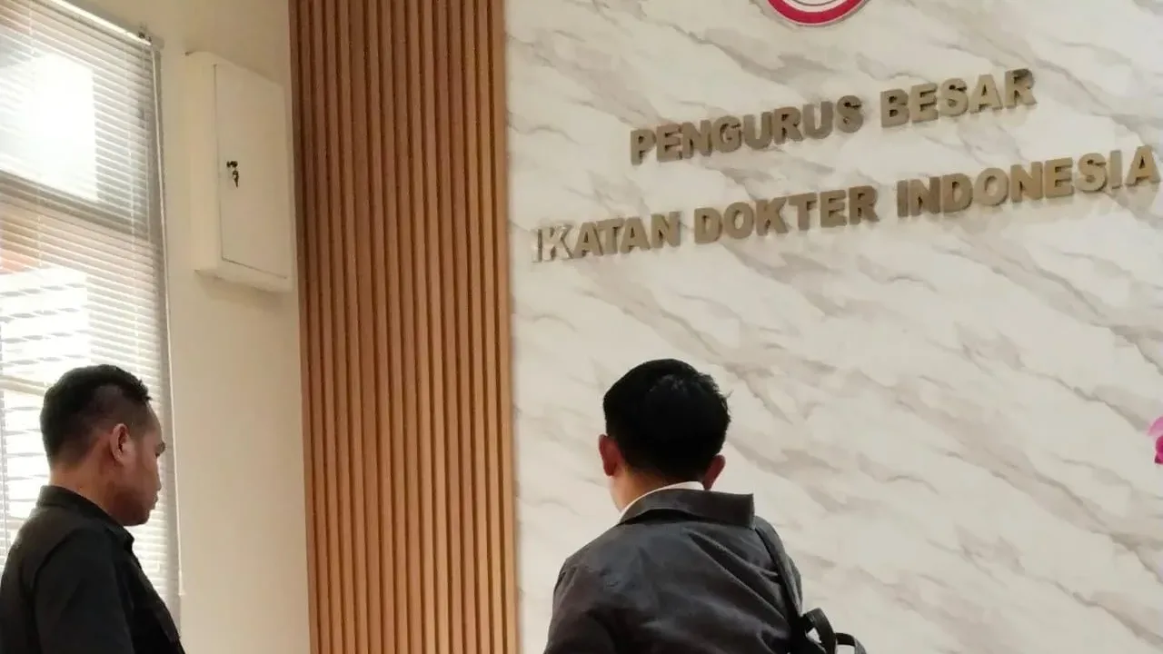 Perawat di Tangerang Selatan Laporkan Dugaan Pelanggaran Etik Dua Dokter ke IDI