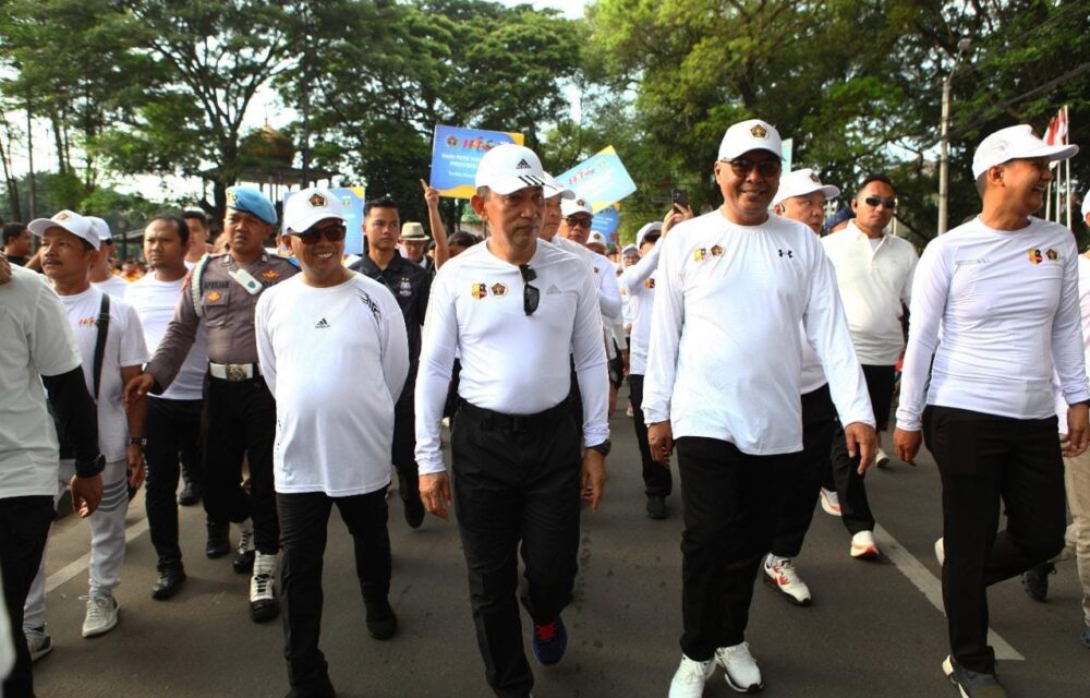 Ribuan Warga Padati Kick Off Hpn 2026 Di Serang Banten, Kapolri Turun Ke Jalan Ikut Jalan Santai