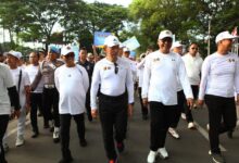 Ribuan Warga Padati Kick Off Hpn 2026 Di Serang Banten, Kapolri Turun Ke Jalan Ikut Jalan Santai