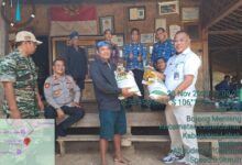Bulog Lebak Dan Pandeglang Salurkan Beras 20 Kilogram Dan Minyak Goreng