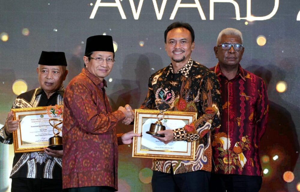 Kemenag Anugerahkan Harmony Award 2025