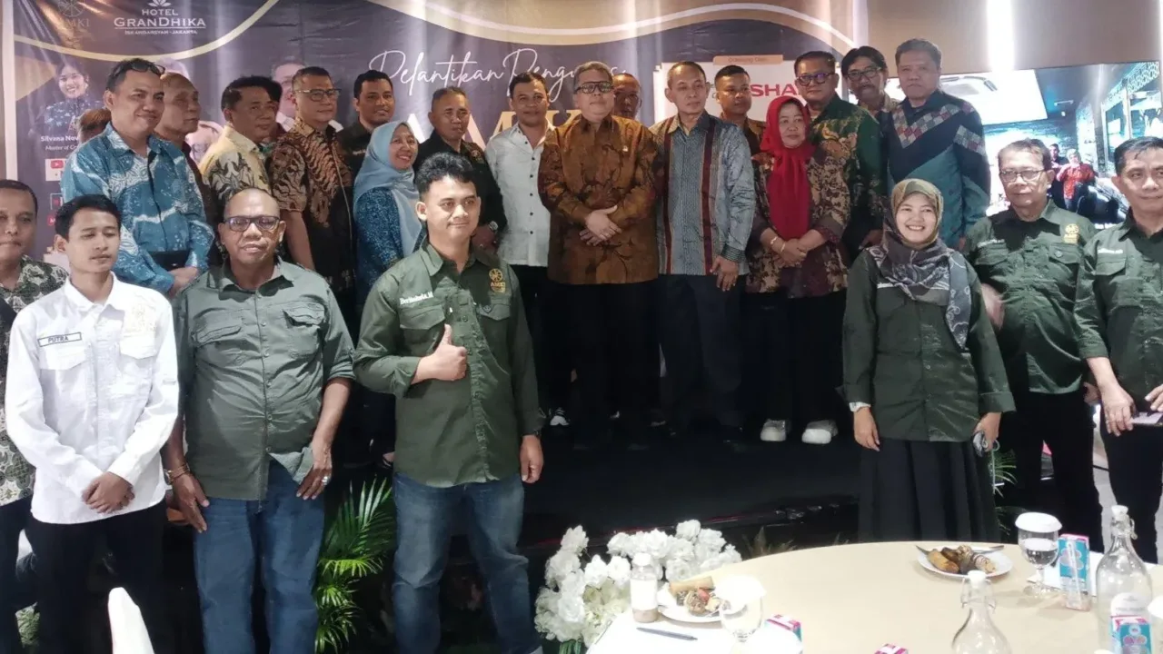 “AMKI Jakarta: Menyulam Masa Depan Media di Era Konvergensi”
