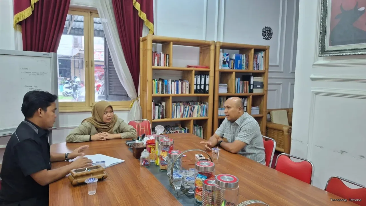 Bongkar Dong, DPRD Lebak Dorong Inspektorat Audit Anggaran Pembangunan Proyek JUT Desa Cikeusik