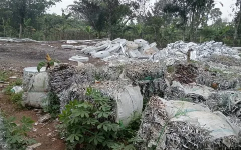 Pembakaran Plastik Aluminium di Maja Diduga Ilegal, Ancam Kesehatan Warga