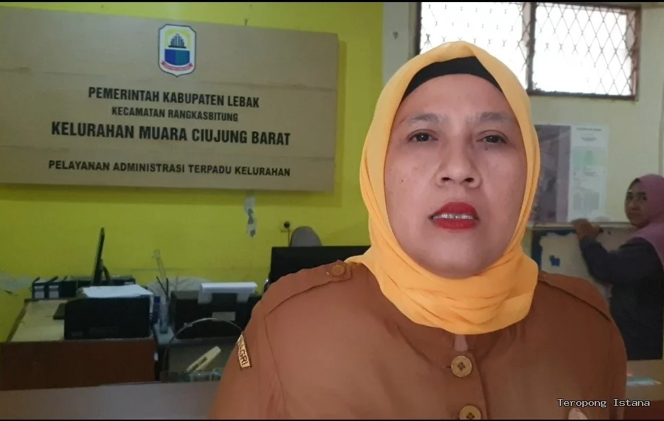Lurah Muara Ciujung Barat Dukung Perbaikan Jalan Dan Drainase Kaum Lebak