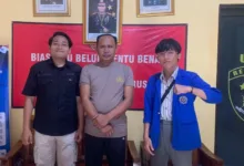 Mahasiswa Dan Polisi Bersinergi Hadirkan Literasi Dan Kepedulian Di Kampung Cigobang