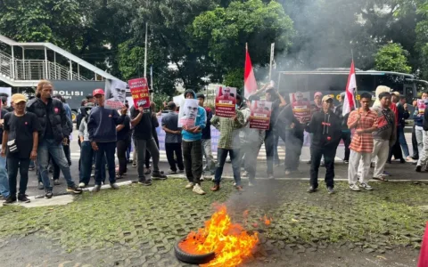 Mobil Alphard Robert Marbun, HAMI Minta KPK Selidiki