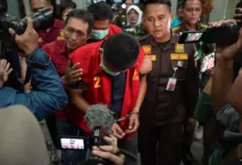 Tersangka Terjaring, Anggota Dprd Muara Enim Dan Anaknya Ditahan Kasus Suap Irigasi