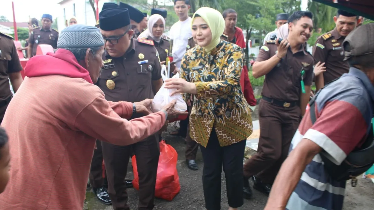 Berkah Ramadan Menuju Hati Masyarakat Takalar