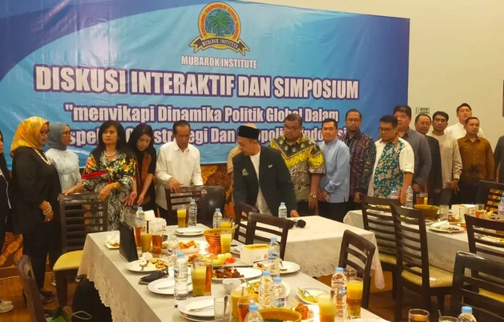 Simposium Ramadhan Mubarok Institute: Menakar Kedaulatan Indonesia Di Tengah Geopolitik Global