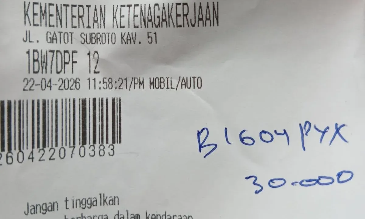 Parah Sistem Parkir Kemenaker Rusak, Maruli Kritik Tarif Mahal dan Struk Tulis Tangan