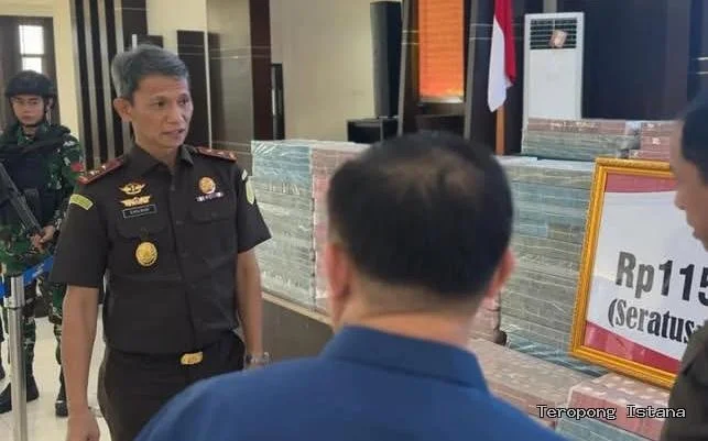 Hebat! Kasus Korupsi Di Kalbar, Uang Tunai Rp115 Miliar Berhasil Diamankan
