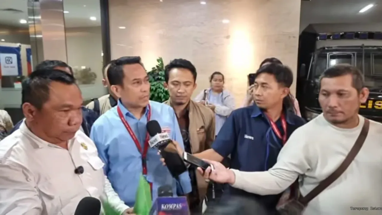Relawan Prabowo-Gibran Laporkan Saiful Mujani dan Islah Bahrawi, Diduga Hasut Penjatuhan Pemerintah
