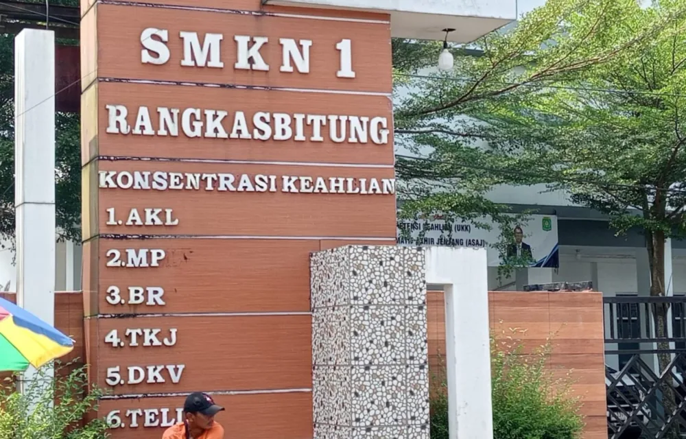 Smkn 1 Rangkasbitung Diduga Pungut Biaya Kelulusan Siswa Kelas Xii
