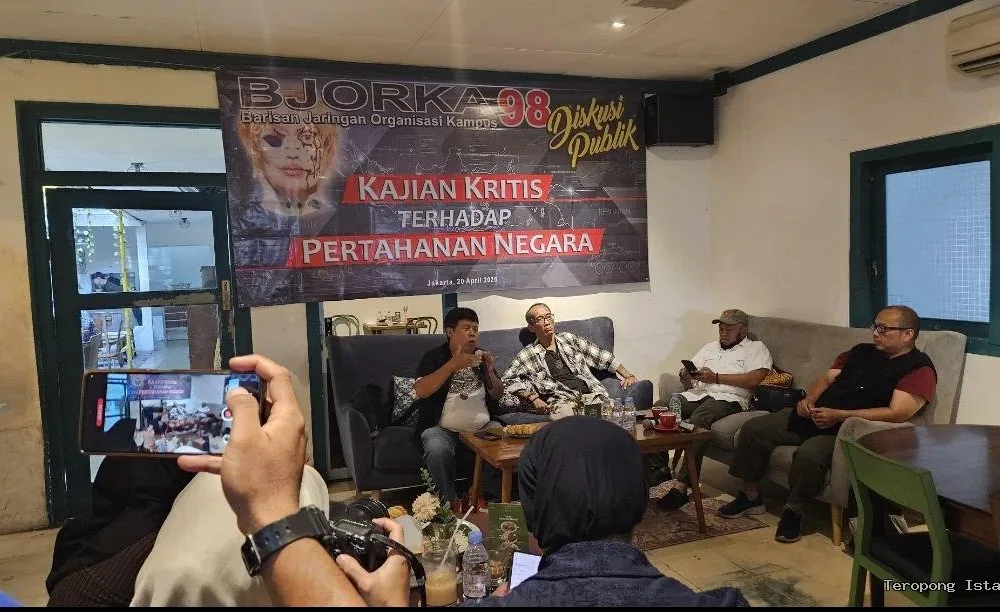 Kajian Kritis Bjorka 98: Soroti Politisasi Tni Dan Desak Kemenhan Kembali Ke Tupoksi