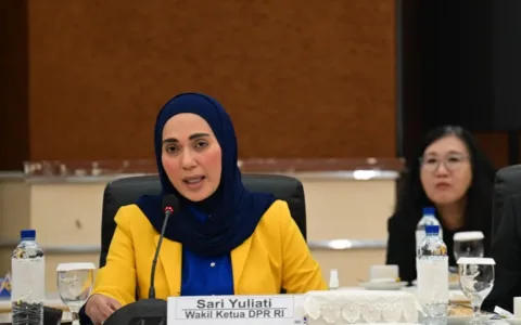 Hadapi Kenaikan Avtur, Pimpinan DPR RI Harap Maskapai Tak Nakal Soal Harga Tiket