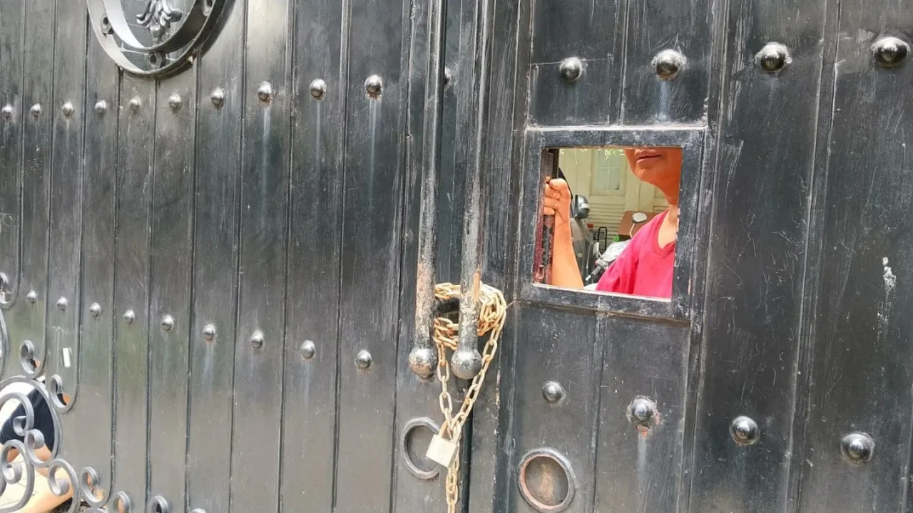 Rumah Bintoro Digembok Paksa Kurator, Anak-Istrinya Terkurung sejak April 2025