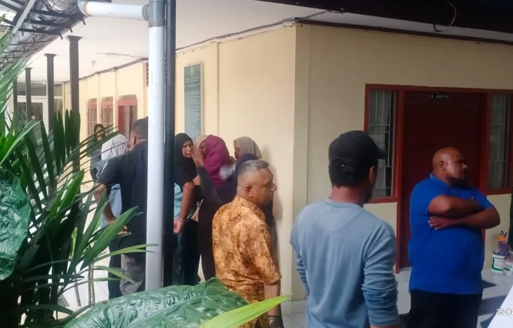 Pembunuhan Sadis Di Sorong, Vonis Ringan Picu Emosi Keluarga Korban