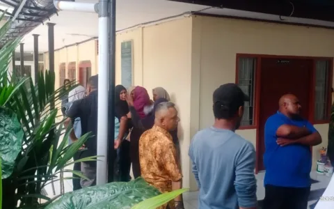 Pembunuhan Sadis di Sorong, Vonis Ringan Picu Emosi Keluarga Korban