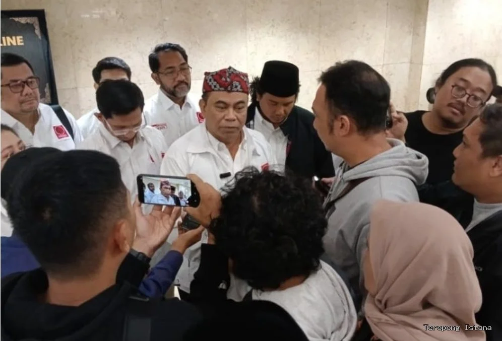 Luruskan Isu, Budi Arie Tegaskan: Pak Jokowi Milik Bangsa dan Rakyat
