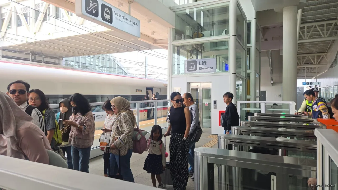 Arus Balik Whoosh Meningkat, Penumpang Capai 20 Ribu