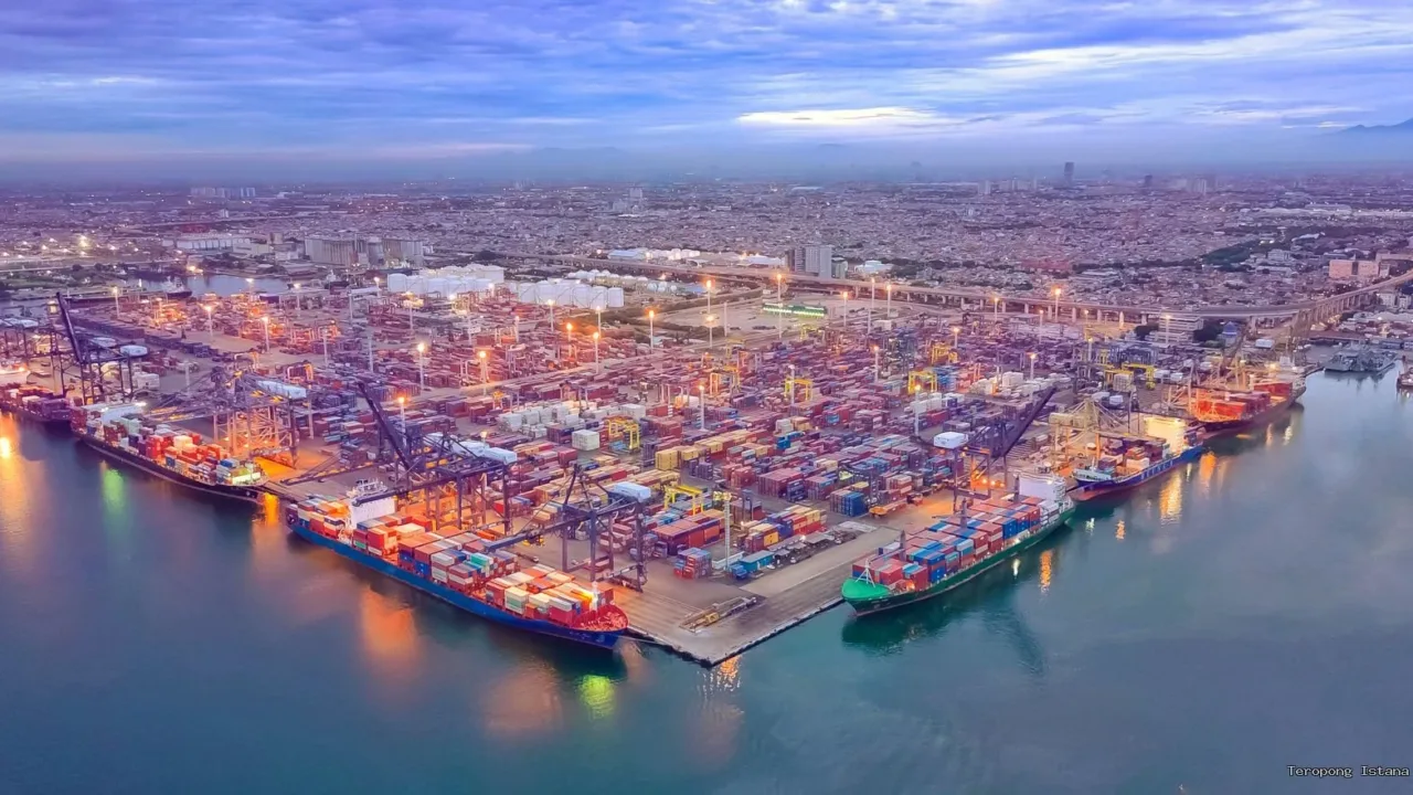 Menjaga Jangkar Investasi Maritim di Tengah Badai Kurs Global