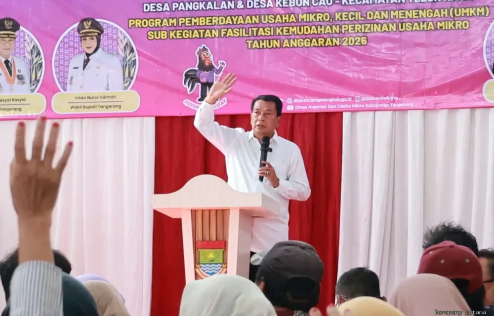 Pemkab Tangerang Dorong Usaha Mikro, Bupati Maesyal Rasyid Bagikan Hibah Gerobak Dan Kompor Gas Di Teluknaga