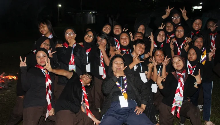 Smp Negeri 128 Jakarta Gelar Persami Bentuk Pramuka Mandiri, Tangguh, Kreatif Dan Berkarakter