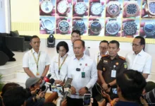 Kejaksaan Agung Musnahkan 14 Jam Tangan Mewah Palsu Hasil Sitaan Kasus Korupsi Asabri