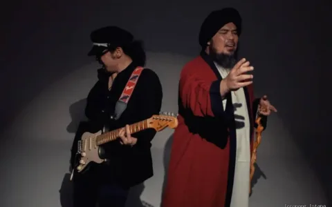 Duet Bareng Ustadz Derry, Reynold Eks Gitaris Slank Rilis “Hijrah Tanpa Nanti”
