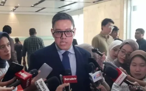 Komisi I DPR RI Tegaskan Video Amien Rais Hoaks, Penyebar Terancam Pidana