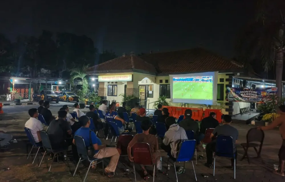 Melalui Nobar Piala Dunia 2026, Polda Banten Bangun Kedekatan Dengan Warga