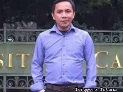 Pengamat: Jokowi Sudah Dipecat PDIP, Harus Sadar Diri