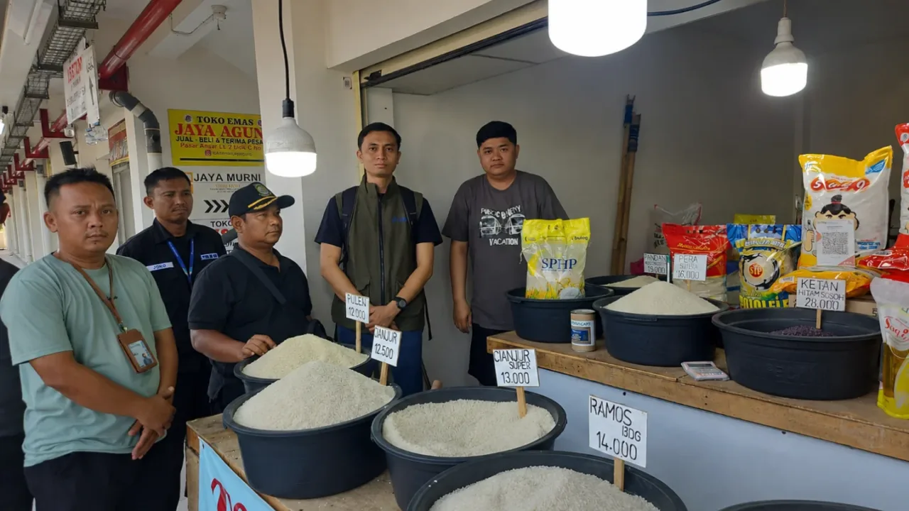 BULOG Gerak Cepat Jaga Stabilitas Harga Beras dan Minyak di Tangerang Raya